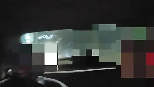 Bir erkek buldum, aldatılmış adamın önünde beni seviştirdi