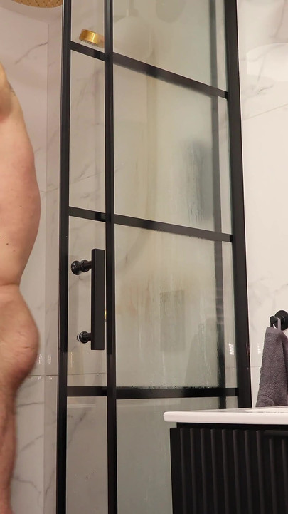 Horny MILF Interrupts Her Man's Shower and Begs "fuck Me" - Gets a Messy Facial