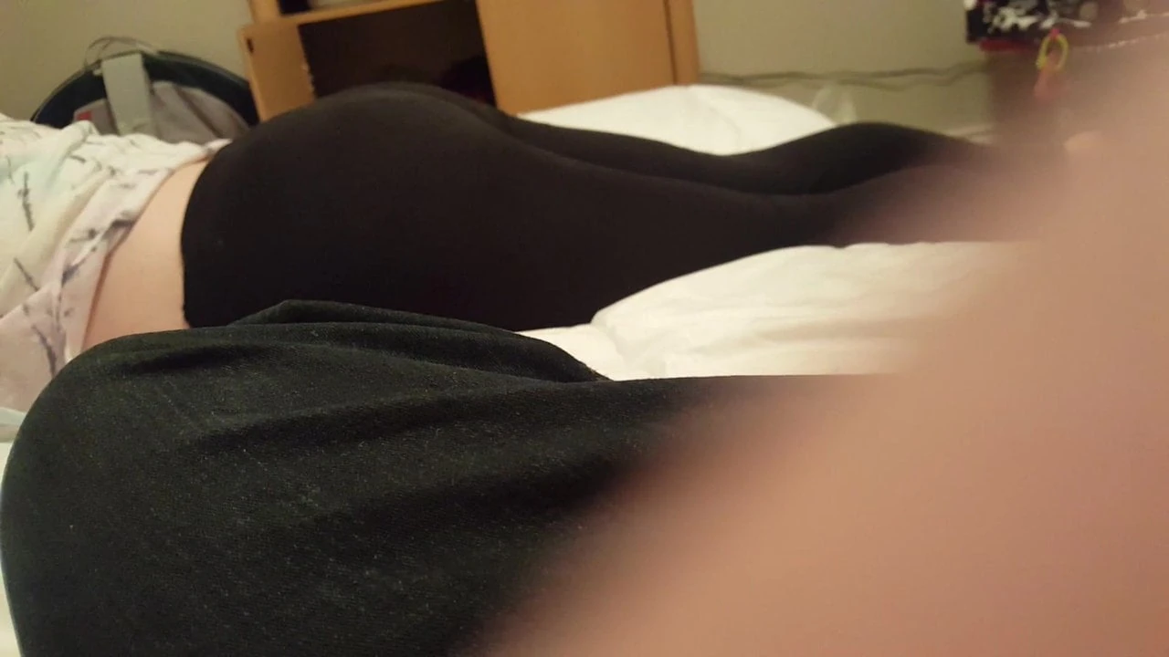 Ass yoga pants