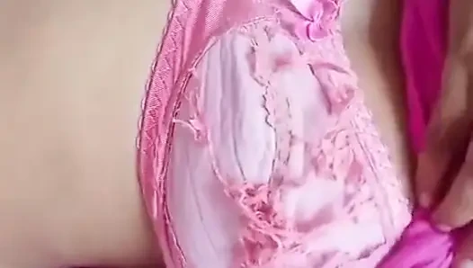 Intense Finger Masturbation of the Clitoris and Penetration