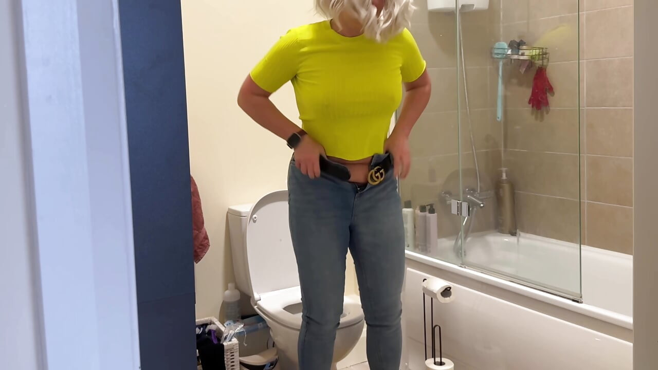 Fuktar mina jeans efter den falska dumma videon