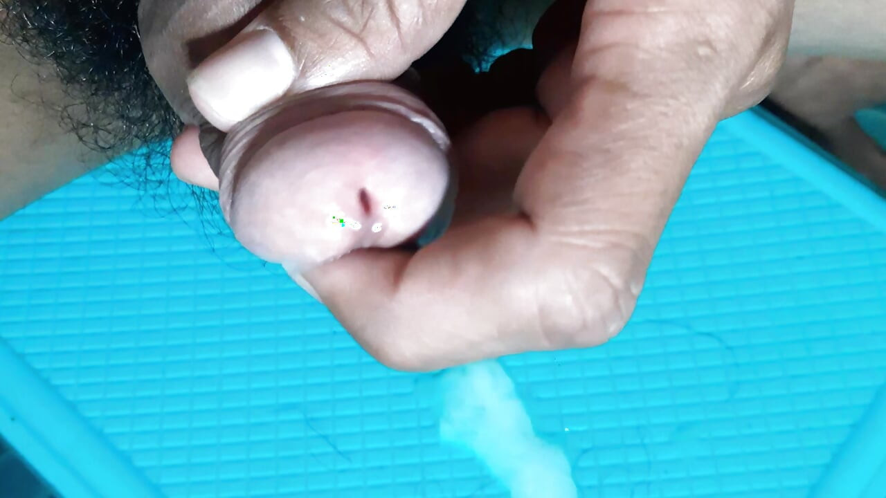 Big Cock Indian Man Hanjob Singal Cumshoot
