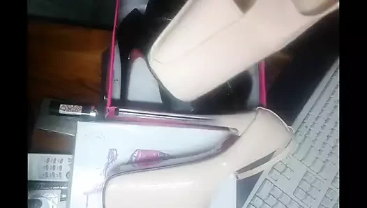 yüksek topuklar üzerinde Cum karıştırmak 469