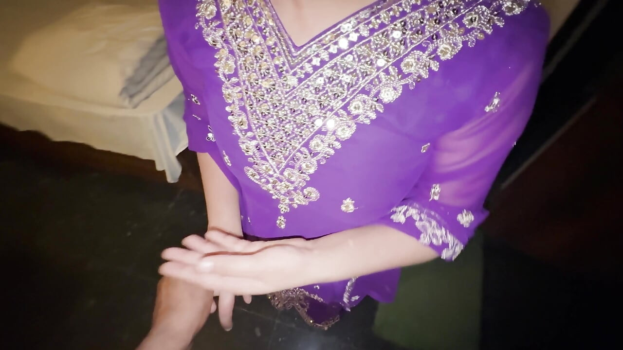 Muslim Stepsister and Stepbrother Had Sex Before Ammi Jaan Came Home