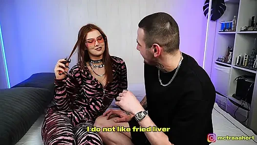 Mulut dan memek cewek jalang rambut merah ini dientot habis-habisan sampai crot di dalam di ruangan casting bokep pertamanya