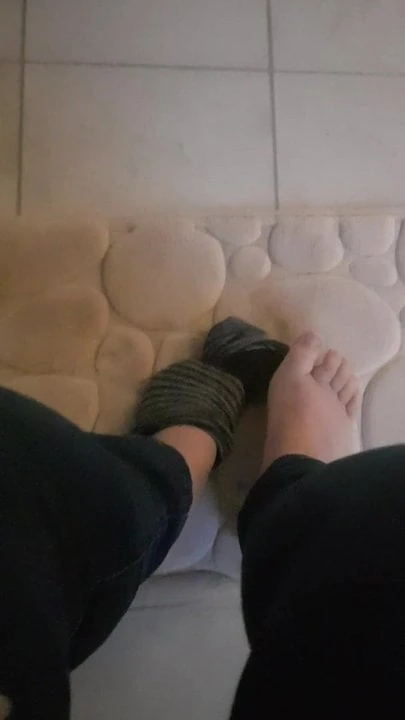 Fußfetisch - meine Socken ausziehen