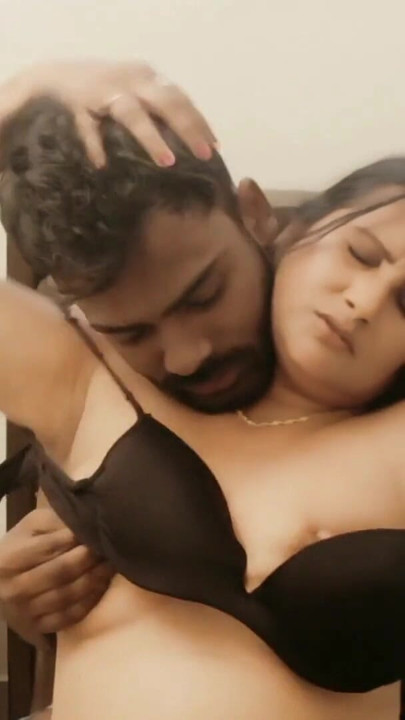 Desi Hot Bhabhi Romantic Sex With Stranger | Clip 2