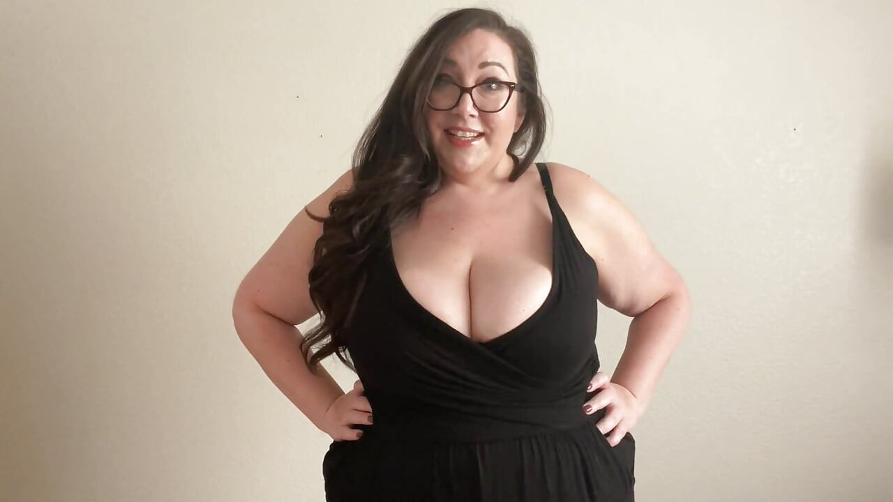 StepMommy gives your first handjob