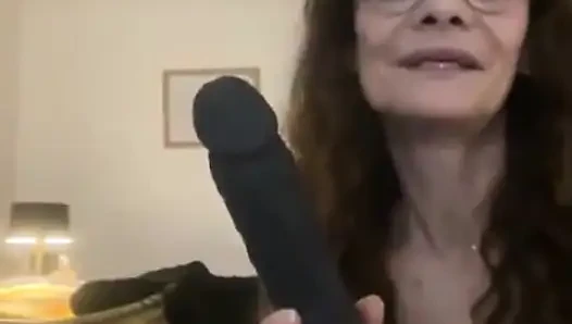 Oyun Vaktif Dildo