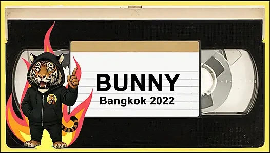 Johntronx - Verdammt heiße dünne mädchen in der dusche und auf dem Bett