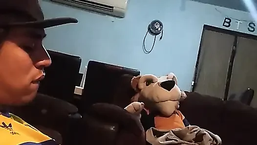 Sabahın erken saatlerinde oynuyoruz