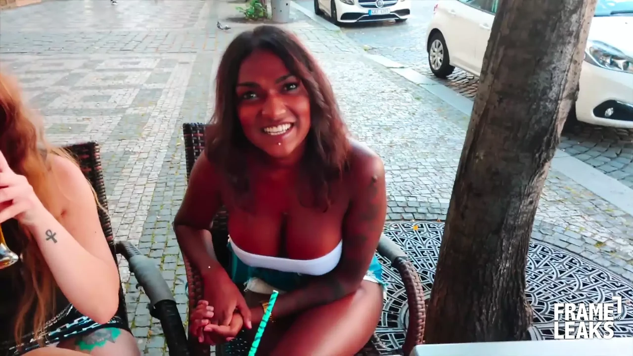 异国情调的意大利Saritha Olivieri大战卢卡费列罗的大鸡巴