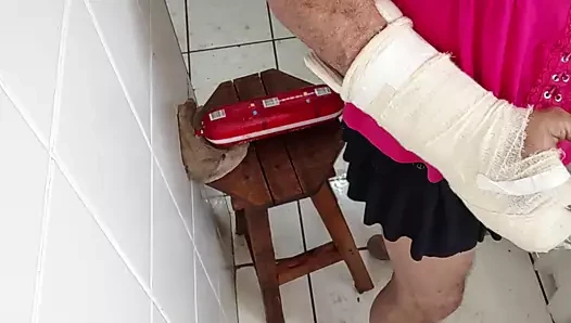 Travesti dildo anal