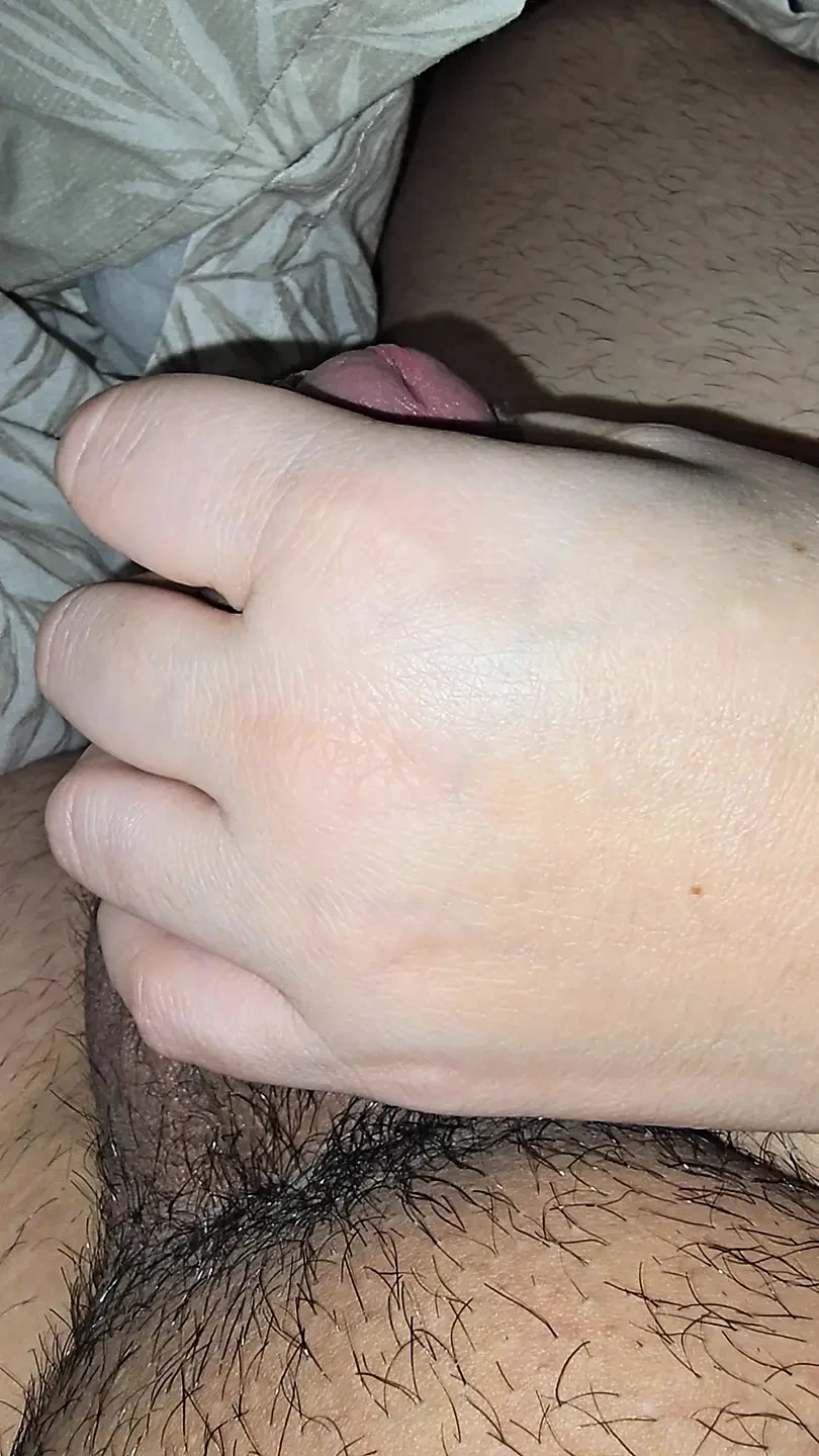 Damn, step mom does a strong and quick handjob on step son big dick