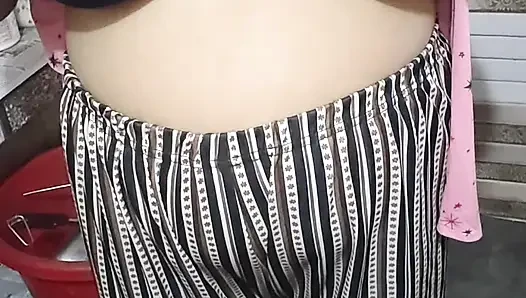Горячие большие сиськи Priya