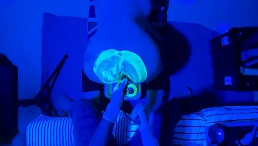 Uv fisting