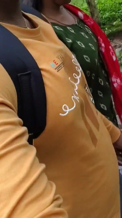 Must-share moment from "Hot Village Desi Bhabhi Sex Aaj Forest Park Mein Met Ho Gayi - Bhabhi Meri Dost Ban Gayi Aur Mere"