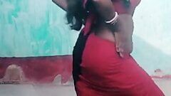 Bhojpuri bhabhi sexy tanec