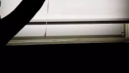 Güzel eller olmadan boşalan.