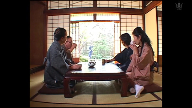 P015G04 In the early Showa era, the obscene affair of the young husband and wife of the large landowner in the countryside.