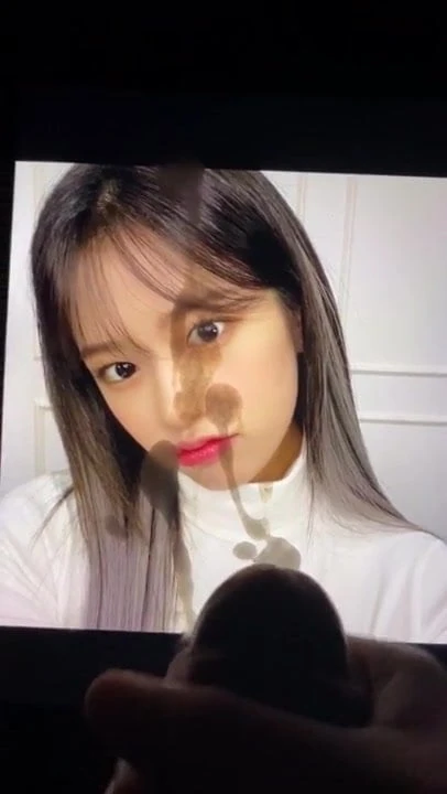 IZONE Yujin Cumtribute
