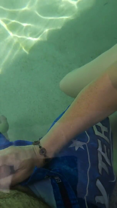 Giving the poolboy a handjob | Clip 2