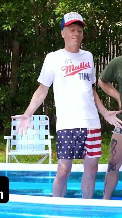 Swappz - doğruluk mu cesaret mi orta yaşlı seksi kadın değiş tokuş sikiş festivaline dönüşüyor! | Klip 2