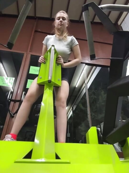 Workout with hot bbw in leggins