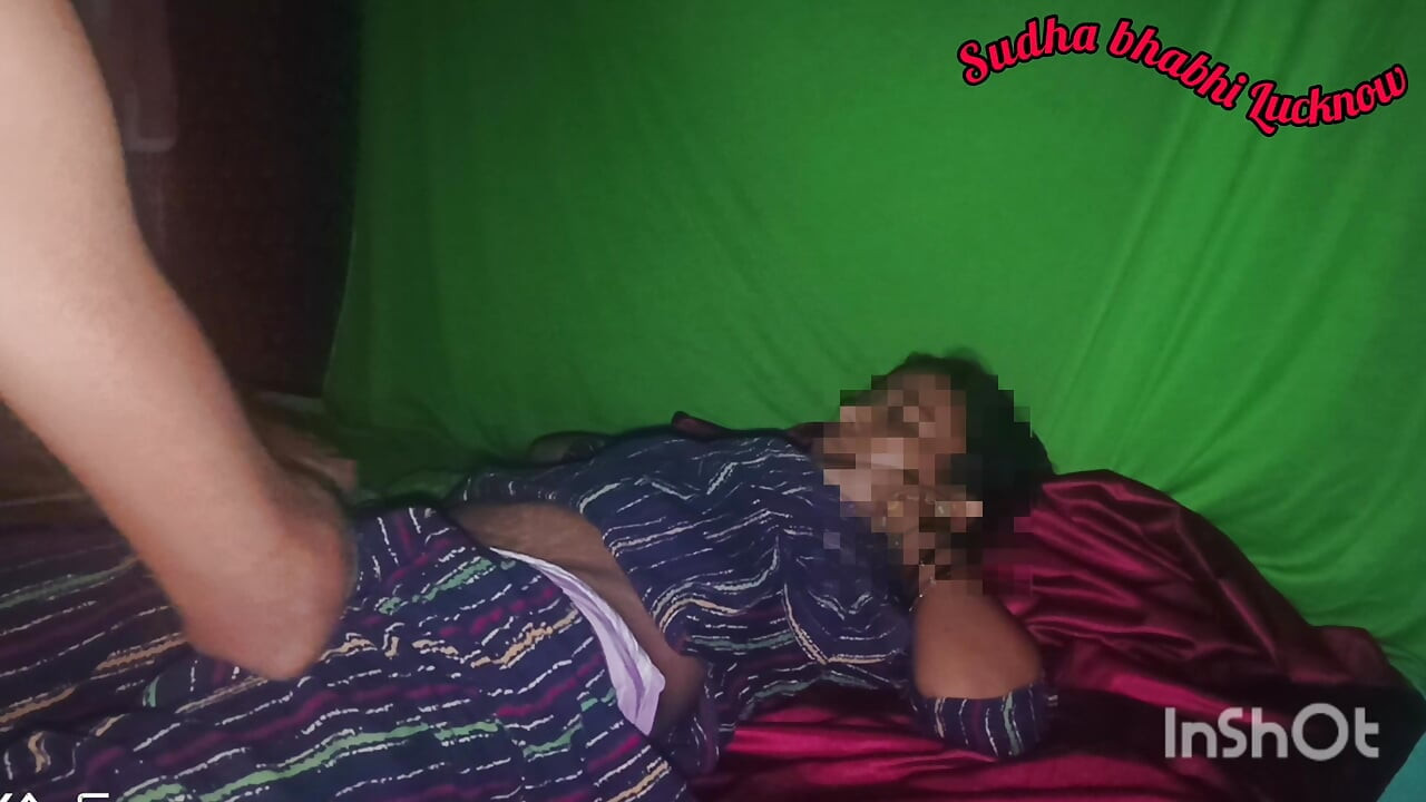 Lucknow's Sudha Bhabhi faz um vídeo sozinha em seu quarto