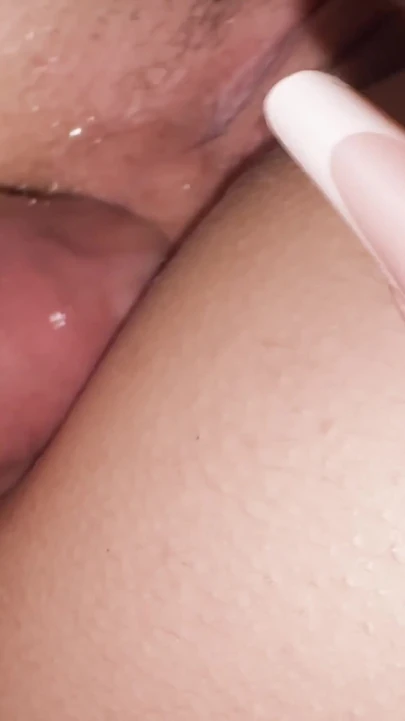 Extrém kemény anális a szűk 18-as seggemnek - az első nagy farkam (túl nagy nekem) | 1. klip