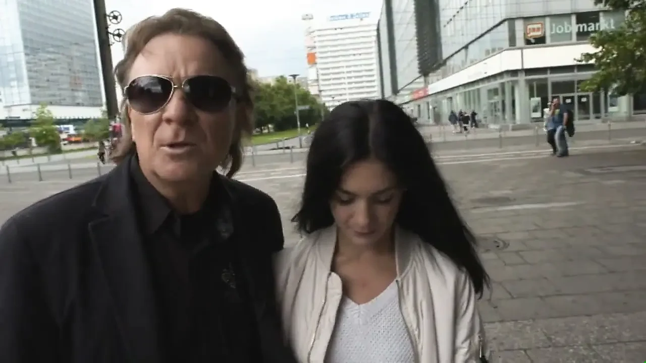 Celebrity hunter - Scene #01