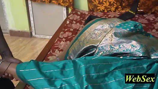 Hintli köylü üniversiteli kız programdan sonra romantik ateşli seks! Hintçe Gerçeklik