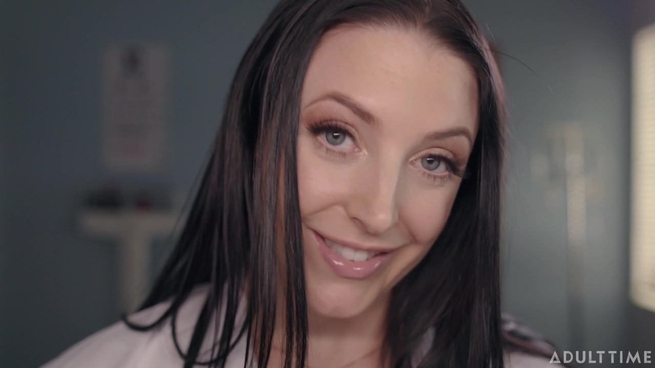 Asmrファンタジー博士。アンジェラ・ホワイトが全身身体検査