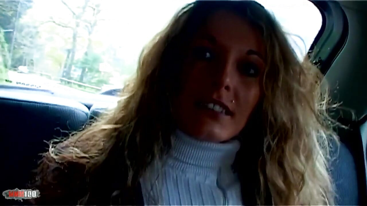 Vayana : Larry se soucie des jolies touristes