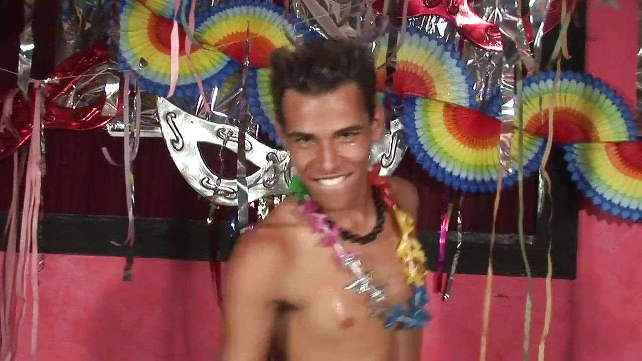 الثلاثي الساخن والثقيل في ما بعد الحفلة