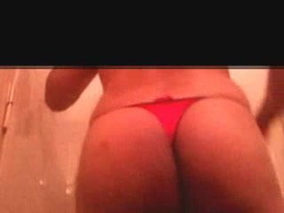 Más bubblebutt temblando - tanga roja en cámara lenta