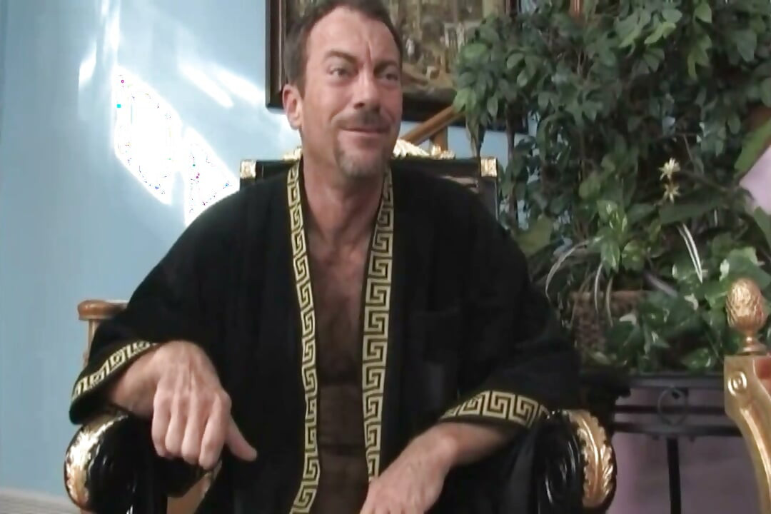 เลสเบี้ยนนมใหญ่ผมบลอนด์เลียหีเย็ดหมู่สามคน