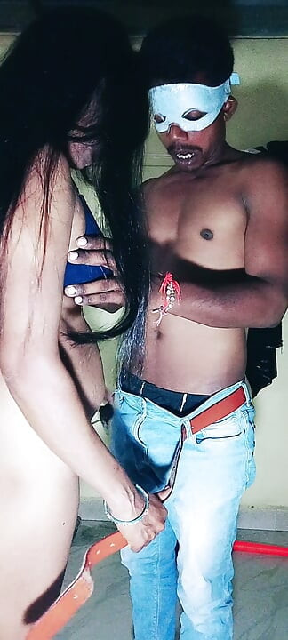 Desi stepsister trapped in love trap and had sex