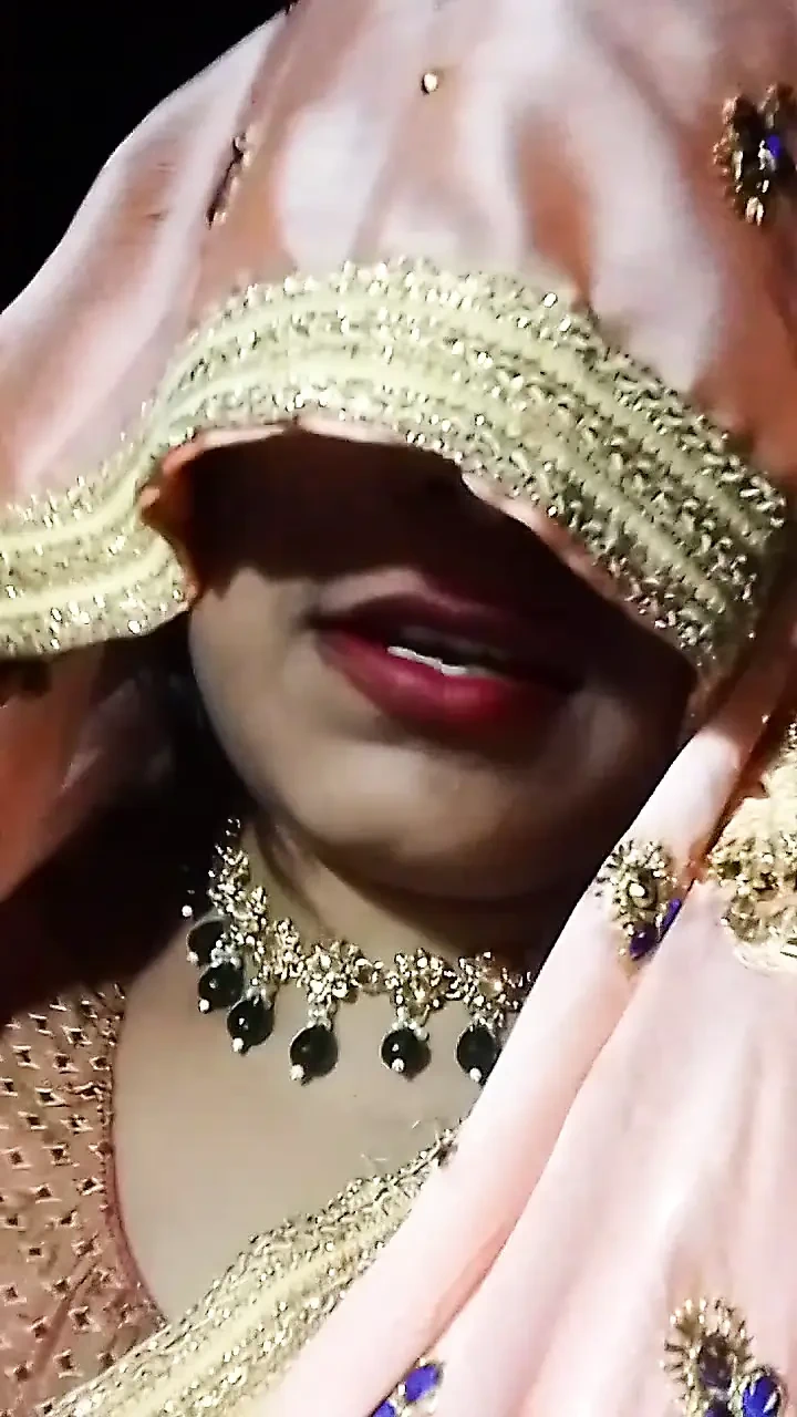 Deshi Randi ki mast Choot