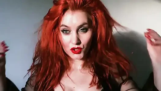 Liebe bisse von rothaariger schönheit