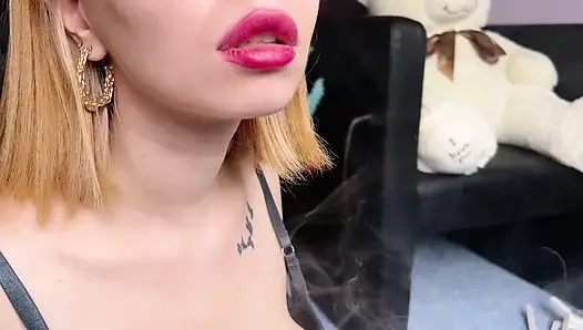 Smoking Fetish.i Smoke,do You Like It