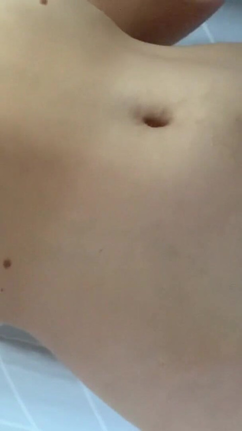 I'm in the shower! Do you like my body? | Clip 1