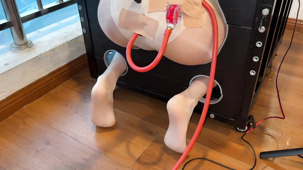 情趣酒店聲控灌腸