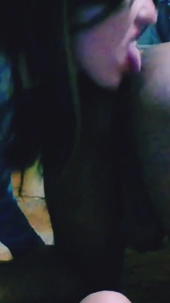 אישה חמה לא כל כך תמימה | קליפ 2