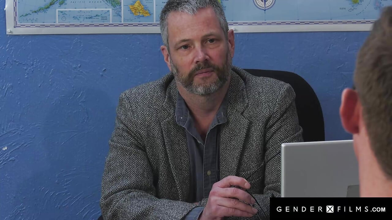 GENDERX FILMS - Het trans Janelle Fennec tar varje tum av sin elevs massiva kuk