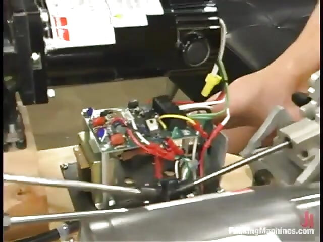 Kylie Wilde และ Cassie