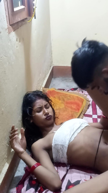 Indian teen Village desi wife nude sex in night | Clip 1