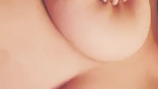 Desi bhabi zeigt ihren körper stöhnt