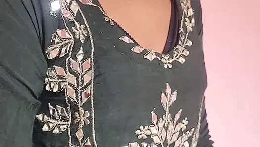 Bangladeshi sexy girl needs a sex partner. Who wants to be with this girl right now? This girl is very hot.