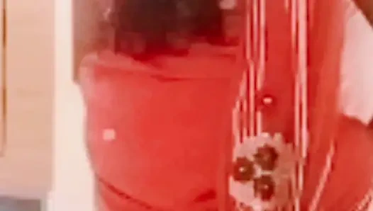 Latha si istri super semok india dijilat dan dijilat sama pemodal untuk bayar hutang!